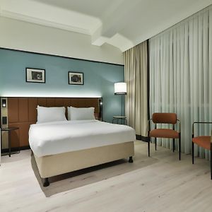 Ea Exclusive Hotel
