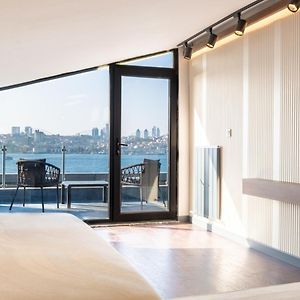 216 Bosphorus Suite