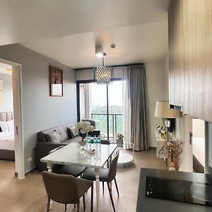 Appartement à 2 Chambres à Coucher