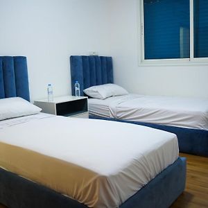 Appartement Ideal Pour Les Familles Dans Un Quartier Calme Proche De La Corniche