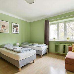 Appartement à 2 Chambres à Coucher