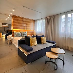 Studio de Luxe