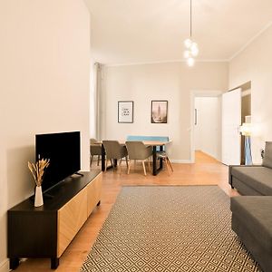 Appartement à 2 Chambres à Coucher