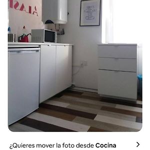 Appartement à 3 Chambres à Coucher