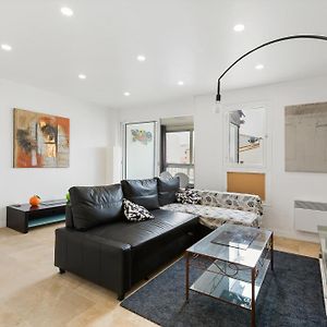 Appartement à 2 Chambres à Coucher