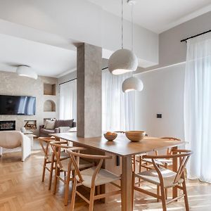 Appartement à 4 Chambres à Coucher