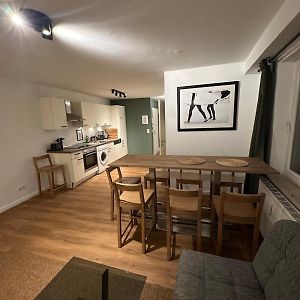 Appartement à 2 Chambres à Coucher