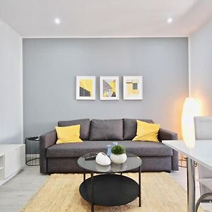 Appartement à 2 Chambres à Coucher