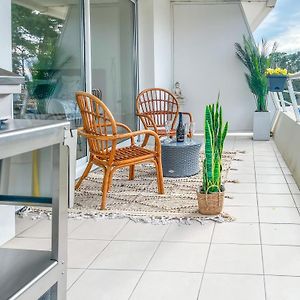 Appartement de Luxe à 2 Chambres à Coucher