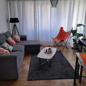 Appartement à 2 Chambres à Coucher