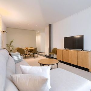 Appartement à 2 Chambres à Coucher