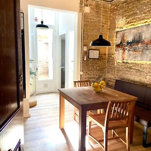 Appartement à 3 Chambres à Coucher