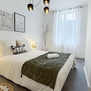 Appartement à 2 Chambres à Coucher