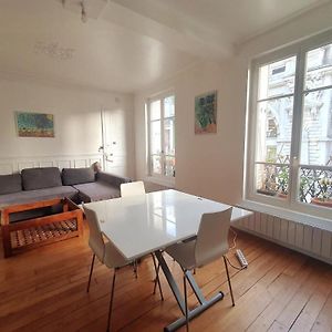 Appartement à 2 Chambres à Coucher