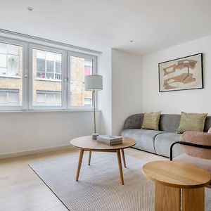 Appartement à 2 Chambres à Coucher