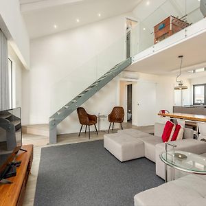 Appartement à 4 Chambres à Coucher