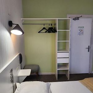 Private Bathroom Triple Room