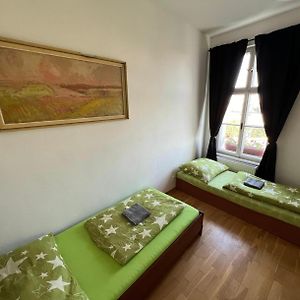 Dormitory Room Mixed