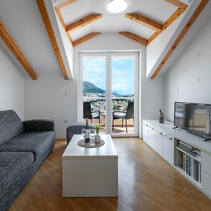 Apartment Mirna
