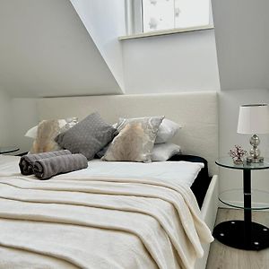 Appartement à 3 Chambres à Coucher