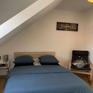 Joli Appartement Avec Place De Parking Prive