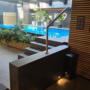 Luxury City Center Apartments, Pool & Sauna & Gym & Self Check In 24 H & Free Parking