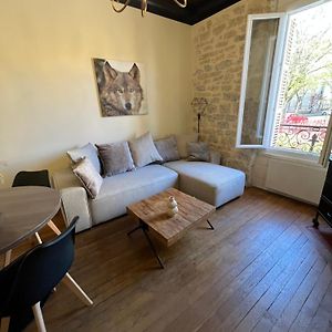 Appartement à 2 Chambres à Coucher