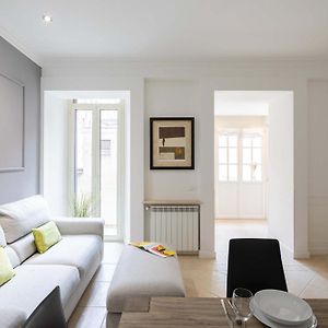 Via Vespasiano Private Apartment