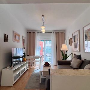 Super Comfy And Homey 4Br Apartment Peachy Stays