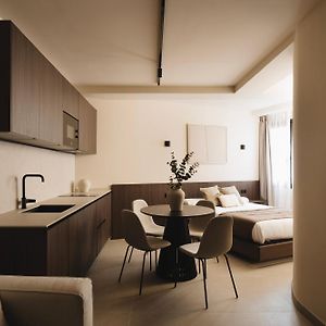 Studio de Luxe