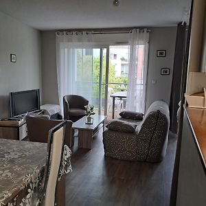 Appartement à 2 Chambres à Coucher