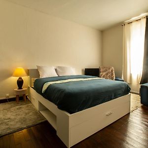 Appartement à 2 Chambres à Coucher