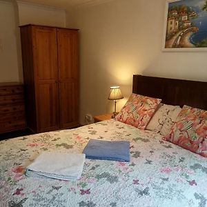 Feng Shui Flat For 4