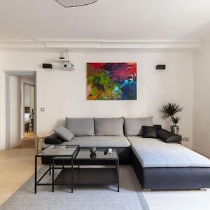 Appartement à 3 Chambres à Coucher
