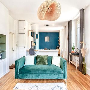 Appartement à 2 Chambres à Coucher