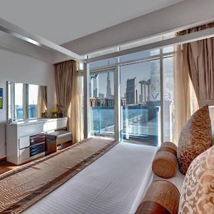 Suite à 3 Chambres à Coucher