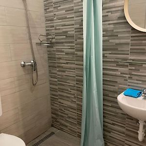 Appartement à 1 Chambre à Coucher au Dernier Étage