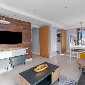Appartement à 2 Chambres à Coucher
