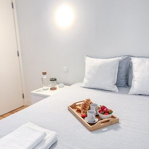 Quarto Privativo Com Banheiro Compartilhado