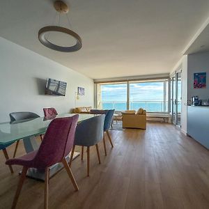 Appartement à 3 Chambres à Coucher