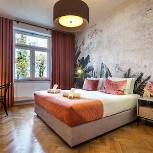 Appartement à 2 Chambres à Coucher