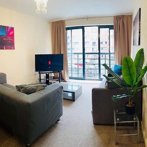 Appartement à 2 Chambres à Coucher