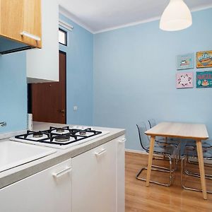 Classbnb - Apartment Just 2 Minutes Walk From Domodossola M5 Metro Station