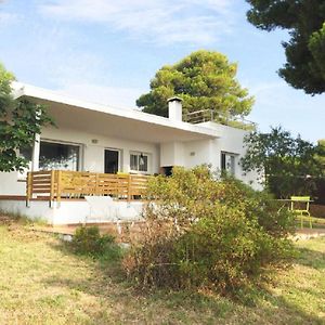 Villa à 3 Chambres à Coucher