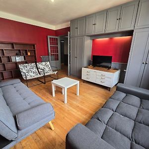 Appartement à 3 Chambres à Coucher