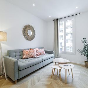 Appartement à 2 Chambres à Coucher