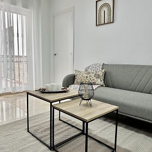 Appartement à 2 Chambres à Coucher