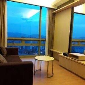 Appartement à 2 Chambres à Coucher