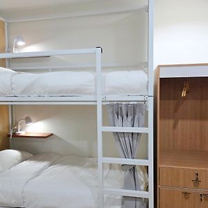 Dormitory Room Mixed