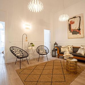 Appartement de Luxe à 4 Chambres à Coucher